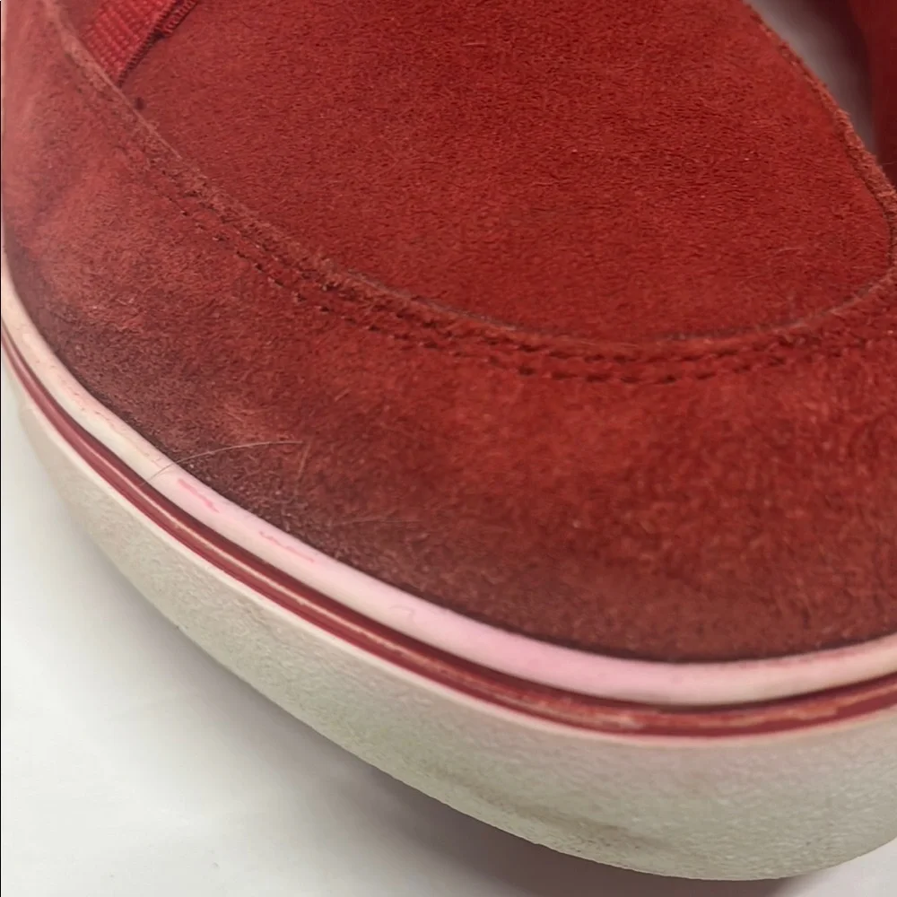 Santana Canada Red Winter Boots with Gray Fur - Picture 9 of 9